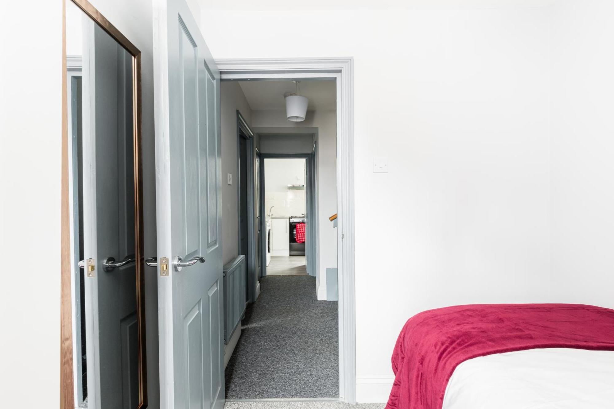 Duplex Loft Apartment With Balcony & Private Entrance In Jq เบอร์มิงแฮม ภายนอก รูปภาพ